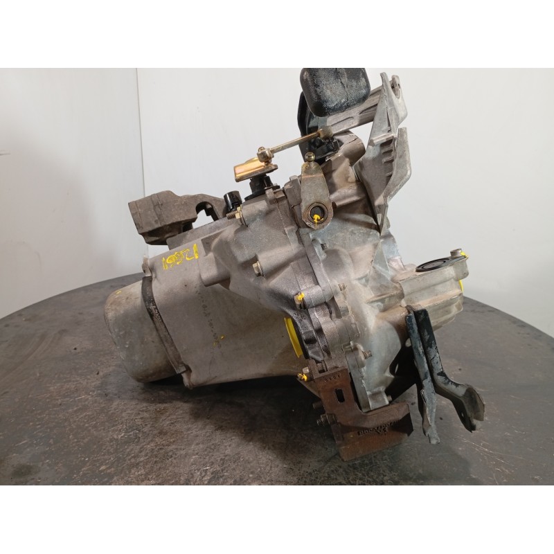 Recambio de caja cambios para citroën c3 1.4 referencia OEM IAM 20CP15  M1-B2-83