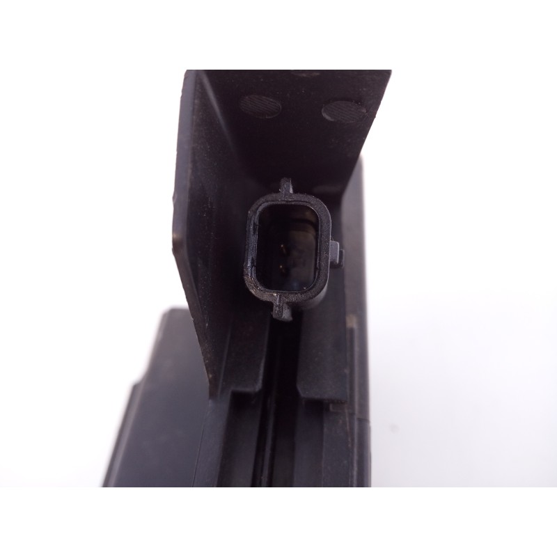 Recambio de cerradura puerta delantera derecha para dacia sandero stepway referencia OEM IAM 805026816RF  E1-A1-27-2