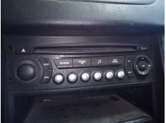 SISTEMA AUDIO / RADIO CD 