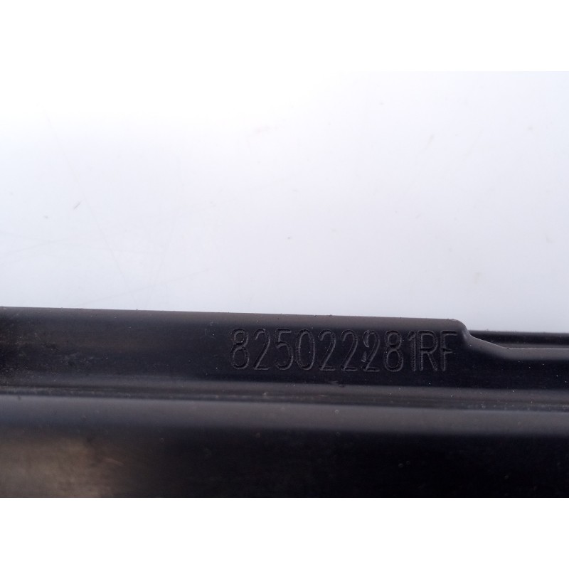 Recambio de cerradura puerta trasera derecha para dacia sandero stepway referencia OEM IAM 825022281RF  E1-A1-27-2