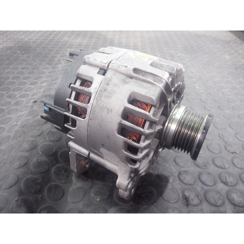 Recambio de alternador para volkswagen tiguan (5n2) r-line bluemotion referencia OEM IAM 03L903023L 115240989 P3-B5-2-3