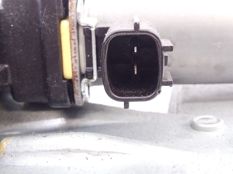 Recambio de elevalunas delantero derecho para dacia sandero stepway referencia OEM IAM M13616C00  E1-A1-24-2