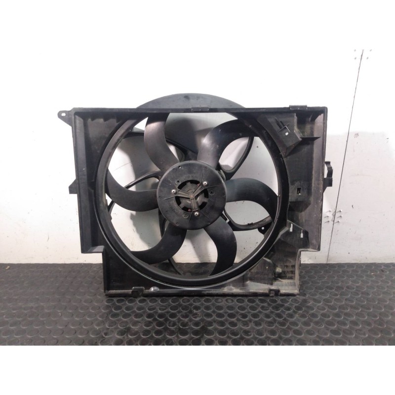 Recambio de electroventilador para bmw x1 (e84) sdrive 18d referencia OEM IAM 67327588974 5020606 P2-A7-18