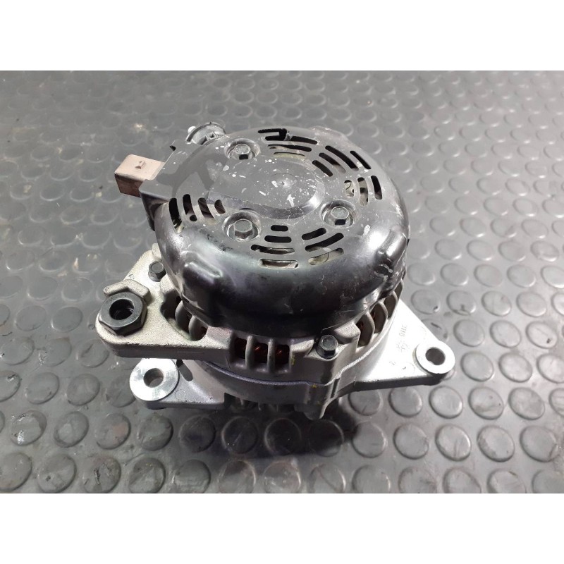 Recambio de alternador para hyundai i30 (gd) tecno bluedrive referencia OEM IAM 373002A700  P3-B6-5-4