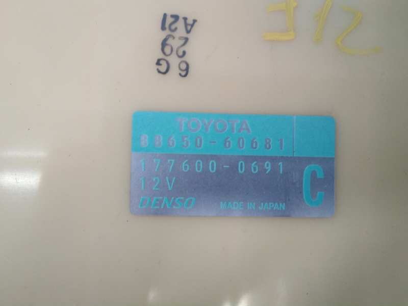 Recambio de modulo electronico para toyota land cruiser (j12) 3.0 d4-d vxl referencia OEM IAM 8865060681 1776000691 E3-B2-18-3