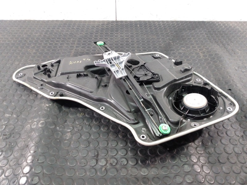 Recambio de elevalunas trasero derecho para volkswagen tiguan (5n2) r-line bluemotion referencia OEM IAM 5N0839730R 5N0839462A P