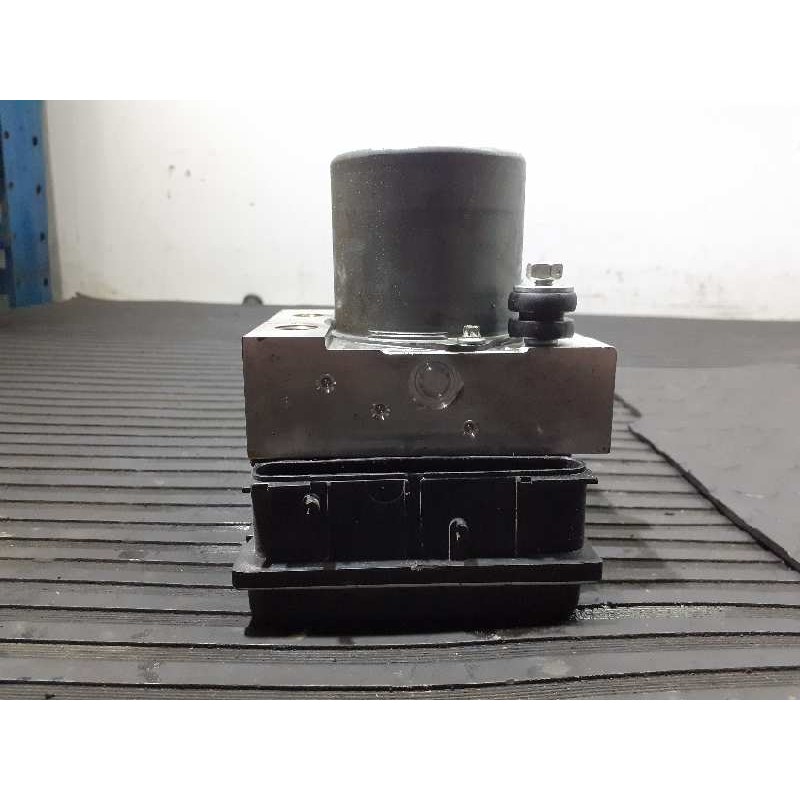 Recambio de abs para land rover discovery v6 td se referencia OEM IAM SRB500440 0265235020 P3-B8-2-3