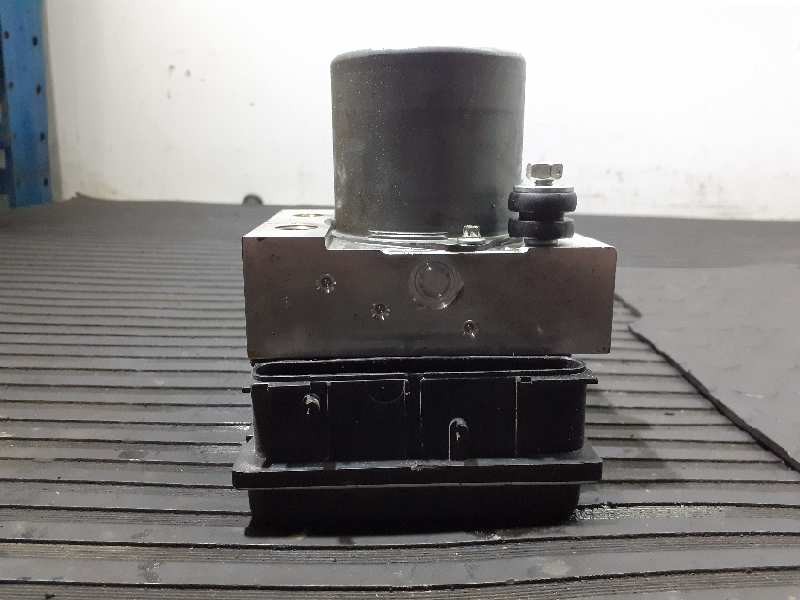 Recambio de abs para land rover discovery v6 td se referencia OEM IAM SRB500440 0265235020 P3-B8-2-3