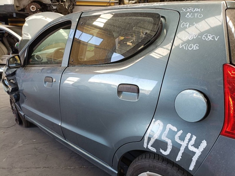 Recambio de puerta trasera izquierda para suzuki alto amf 310 ga referencia OEM IAM   