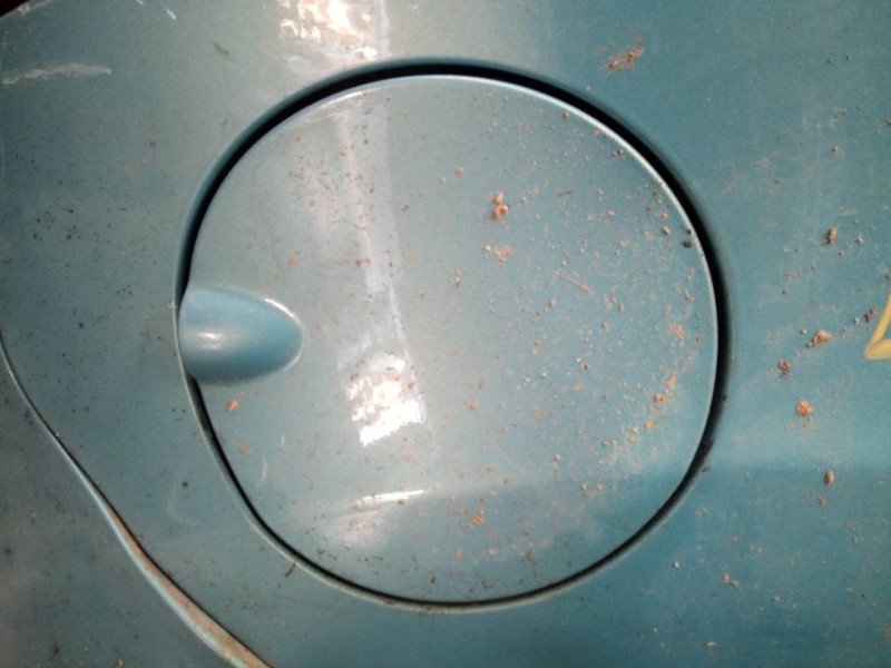 Recambio de tapa exterior combustible para ford ka (ccu) urban referencia OEM IAM   