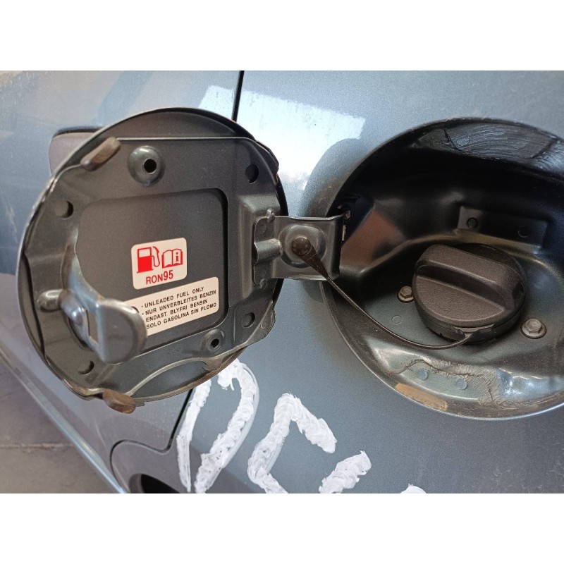 Recambio de tapa exterior combustible para suzuki alto amf 310 ga referencia OEM IAM   