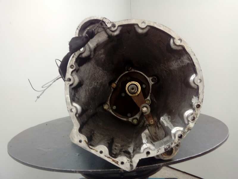 Recambio de caja cambios para land rover range rover 2.5 turbodiesel referencia OEM IAM 54A0023637G  M1-B2-12