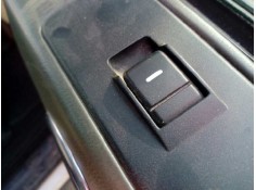 MANDO ELEVALUNAS TRASERO DERECHO 