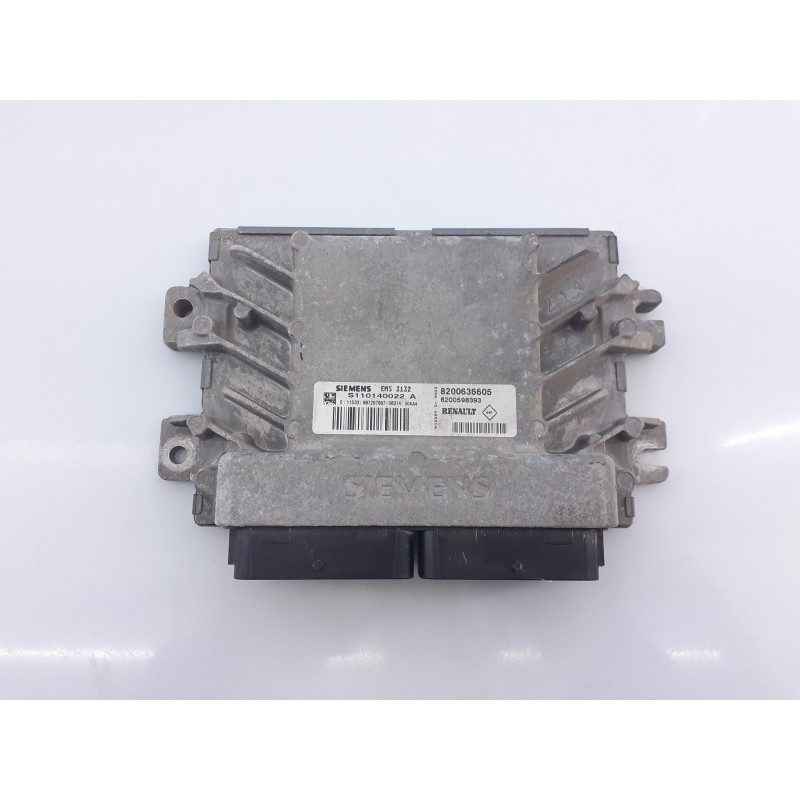 Recambio de centralita motor uce para dacia logan laureate referencia OEM IAM 8200636605 S110140022A E2-A1-15-1