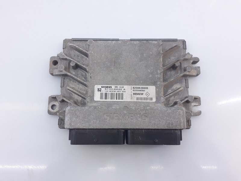 Recambio de centralita motor uce para dacia logan laureate referencia OEM IAM 8200636605 S110140022A E2-A1-15-1