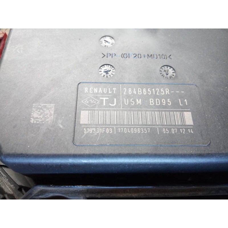Recambio de caja reles / fusibles para renault megane iii berlina 5 p limited referencia OEM IAM 284B65125R  