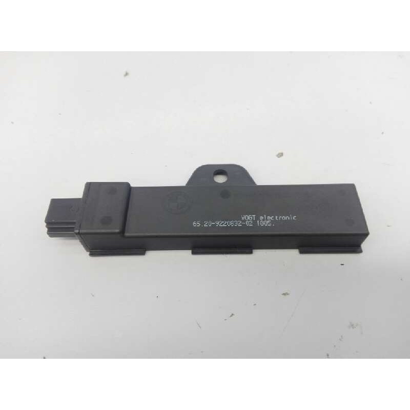 Recambio de antena para bmw serie x1 (f48) sdrive18d referencia OEM IAM 6520922083202  E3-A2-26-4