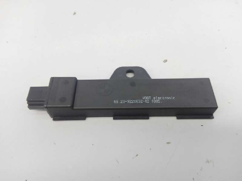 Recambio de antena para bmw serie x1 (f48) sdrive18d referencia OEM IAM 6520922083202  E3-A2-26-4