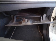 Recambio de guantera para renault megane iii berlina 5 p limited referencia OEM IAM    2