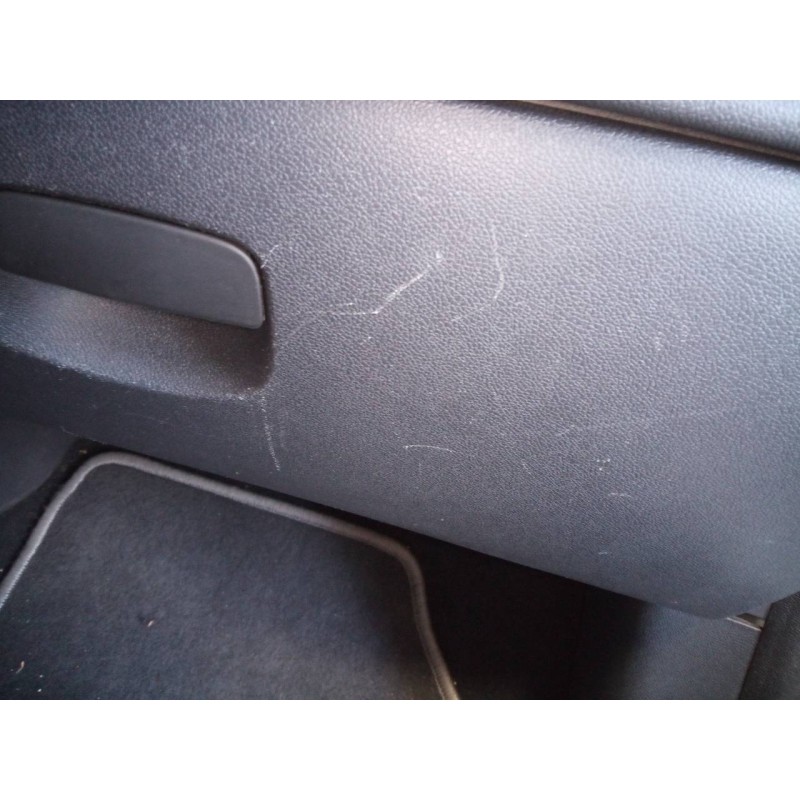 Recambio de guantera para renault megane iii berlina 5 p limited referencia OEM IAM   