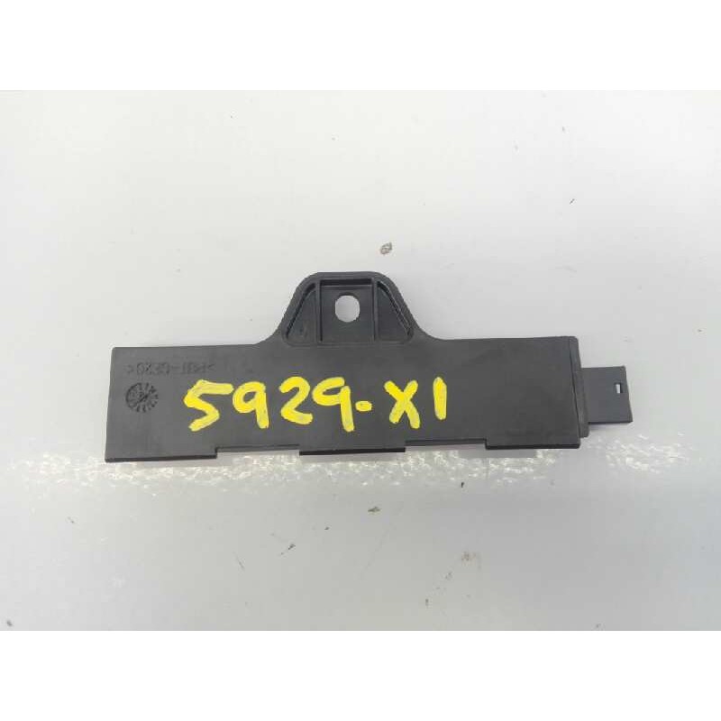 Recambio de antena para bmw serie x1 (f48) sdrive18d referencia OEM IAM 6520922083202  E3-A2-26-4