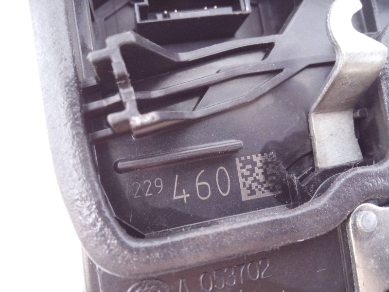 Recambio de cerradura puerta trasera derecha para bmw serie 3 lim. (f30) 318d referencia OEM IAM 7229460  E1-A3-48-1