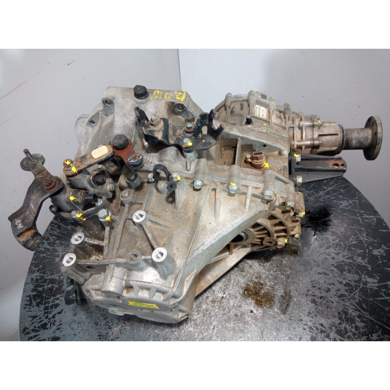 Recambio de caja cambios para hyundai santa fe (bm) 2.2 crdi style 4x4 referencia OEM IAM 4300038070 070301286 M1-A3-152