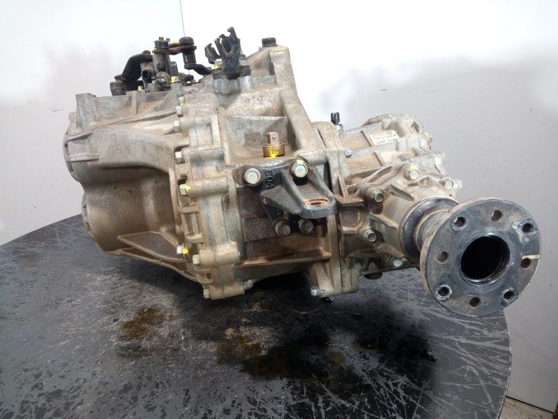 Recambio de caja cambios para hyundai santa fe (bm) 2.2 crdi style 4x4 referencia OEM IAM 4300038070 070301286 M1-A3-152