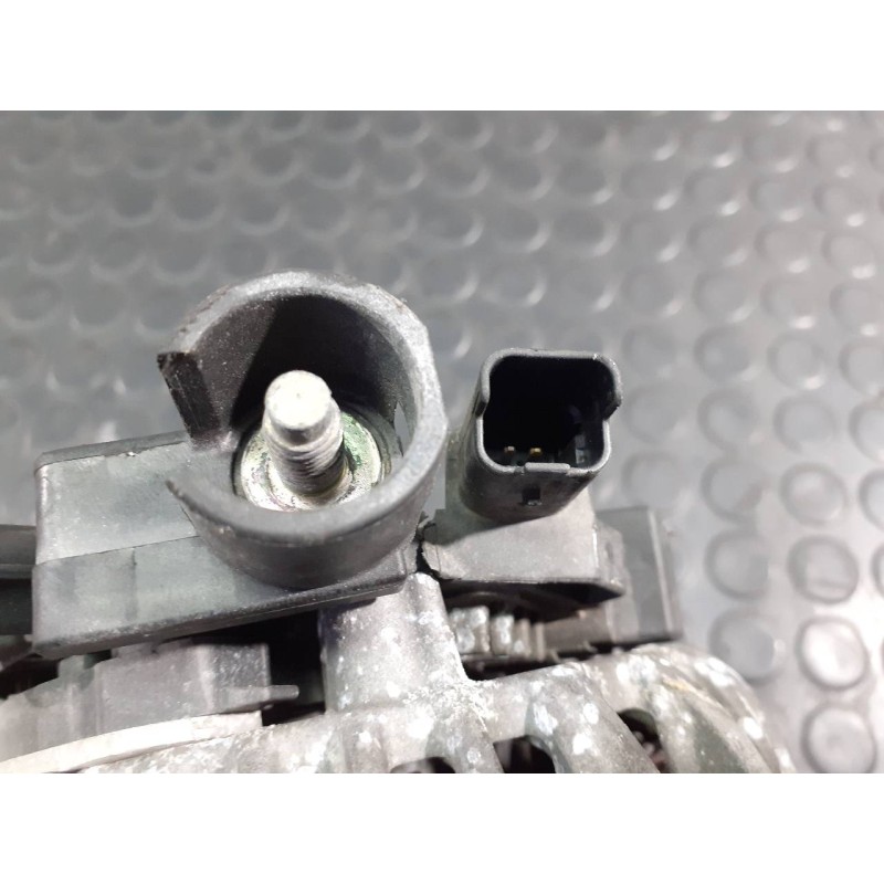 Recambio de alternador para peugeot 407 premium referencia OEM IAM F00M145322  P3-A4-30-2