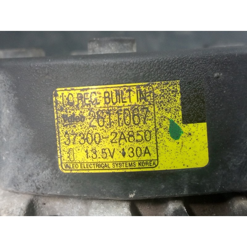 Recambio de alternador para kia cee´d drive referencia OEM IAM 373002A850 2611067 P3-B6-7-4