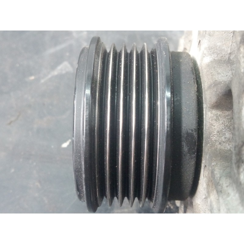 Recambio de alternador para kia cee´d drive referencia OEM IAM 373002A850 2611067 P3-B6-7-4