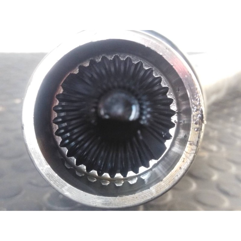 Recambio de transmision central para nissan terrano/terrano.ii (r20) comfort referencia OEM IAM   P1-B6-28