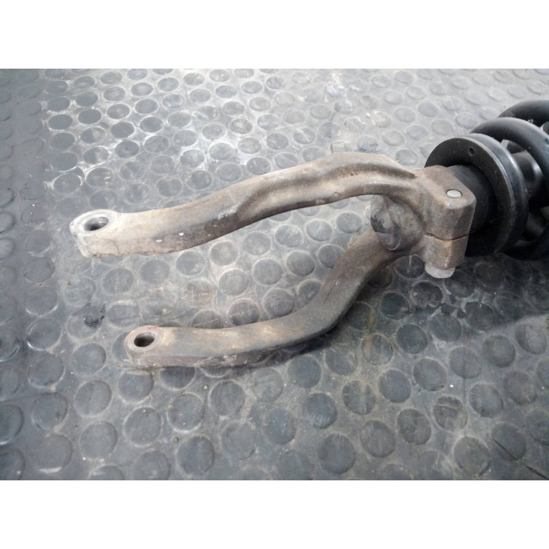 Recambio de amortiguador delantero izquierdo para ssangyong rexton rx 270 plus / 270 xdi plus referencia OEM IAM   P1-A5-13