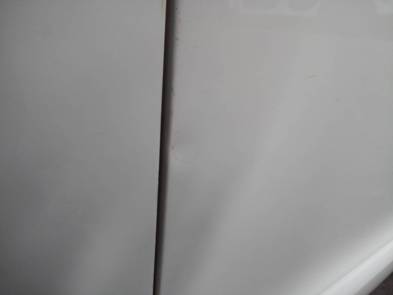 Recambio de puerta trasera izquierda para renault megane iii berlina 5 p limited referencia OEM IAM   