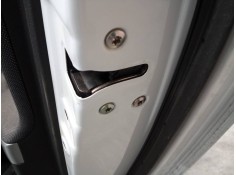 CERRADURA PUERTA TRASERA DERECHA 