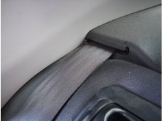 CINTURON SEGURIDAD TRASERO DERECHO 