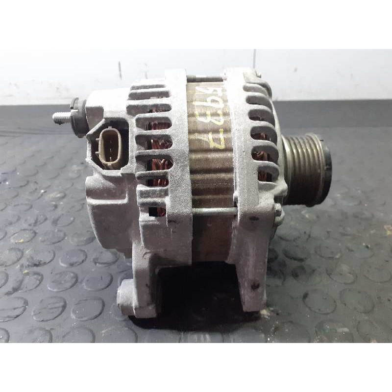 Recambio de alternador para nissan nv 200 (m20) kombi comfort referencia OEM IAM 231003VD1A  P3-B6-3-1