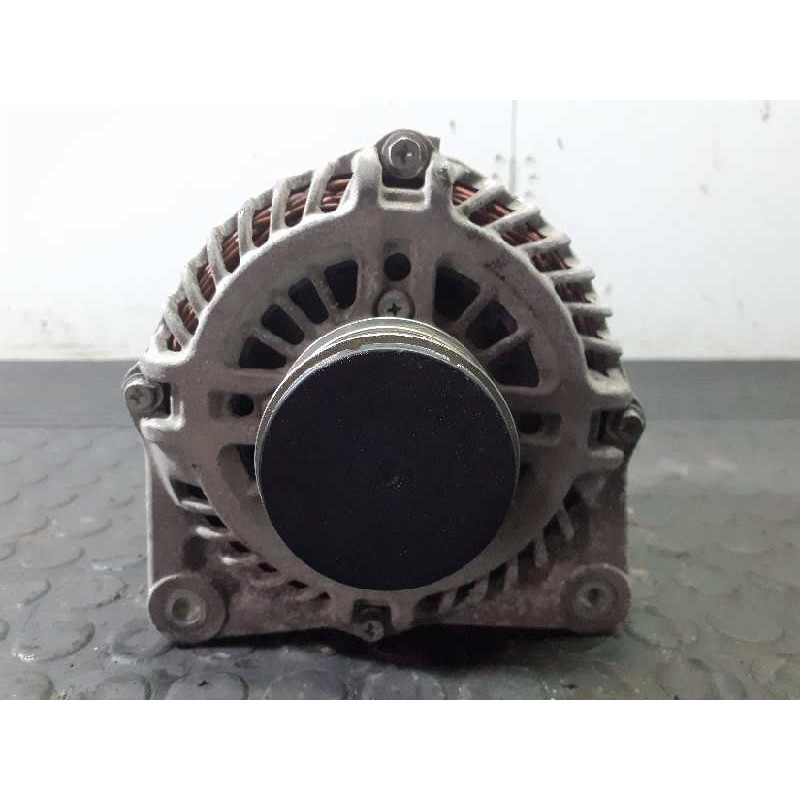 Recambio de alternador para nissan nv 200 (m20) kombi comfort referencia OEM IAM 231003VD1A  P3-B6-3-1