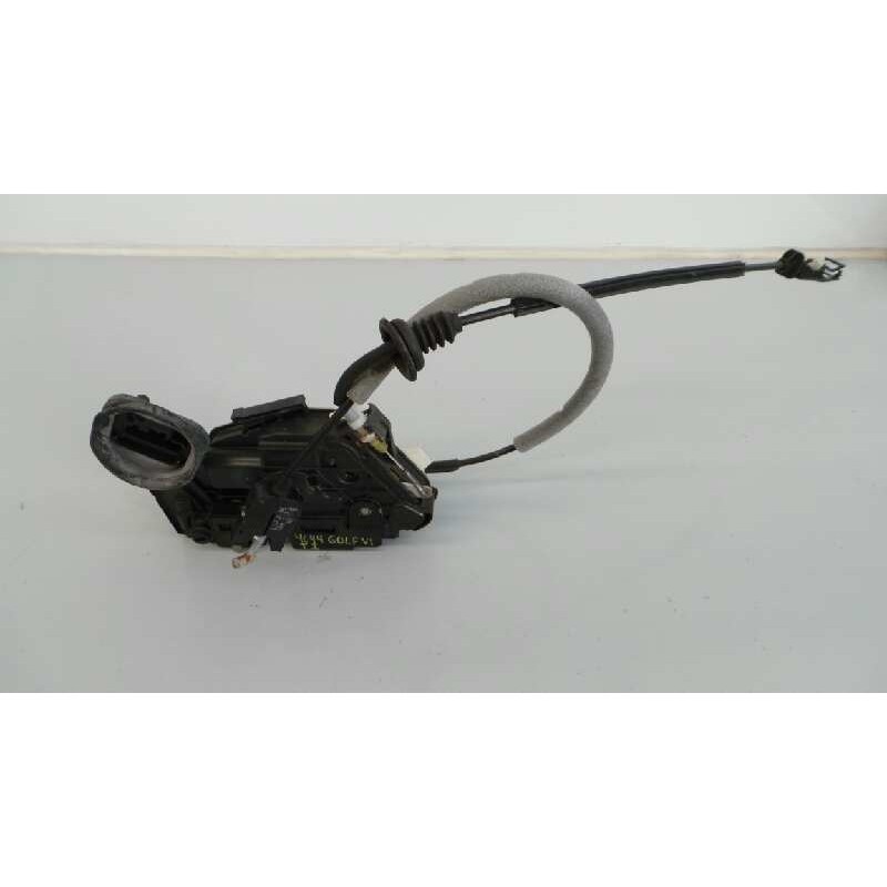 Recambio de cerradura puerta trasera izquierda para volkswagen golf vi (5k1) advance referencia OEM IAM 5K4839015  