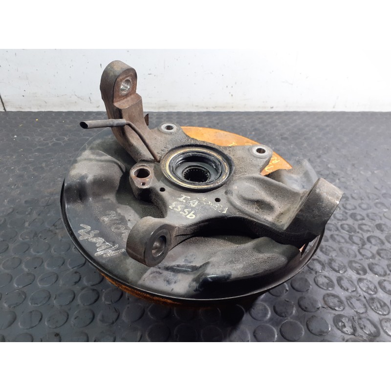 Recambio de mangueta delantera izquierda para ssangyong rexton rx 270 plus / 270 xdi plus referencia OEM IAM   P1-A4-14