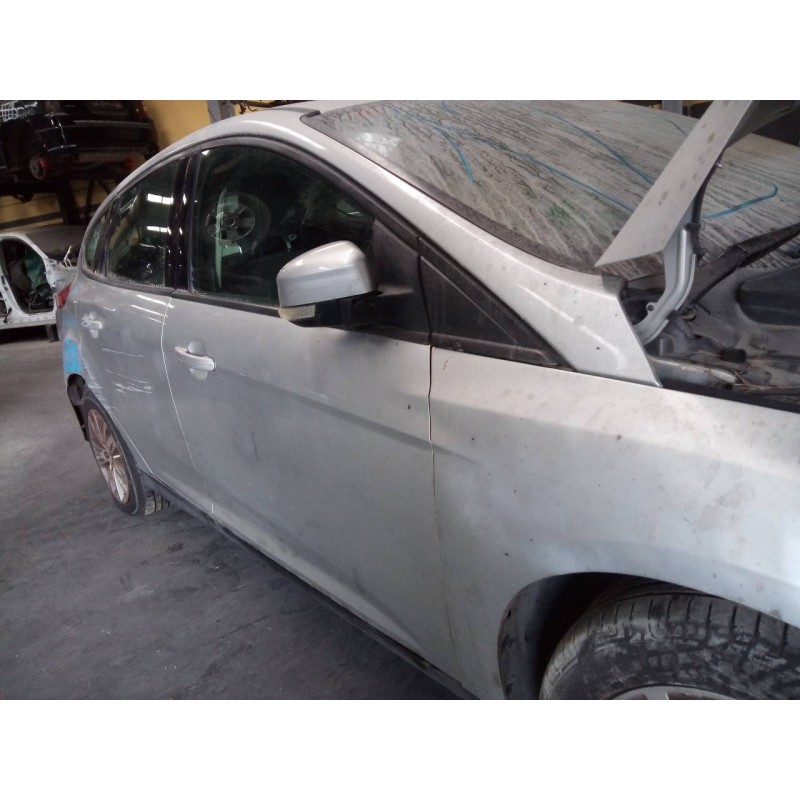 Recambio de puerta delantera derecha para ford focus lim. (cb8) trend referencia OEM IAM   