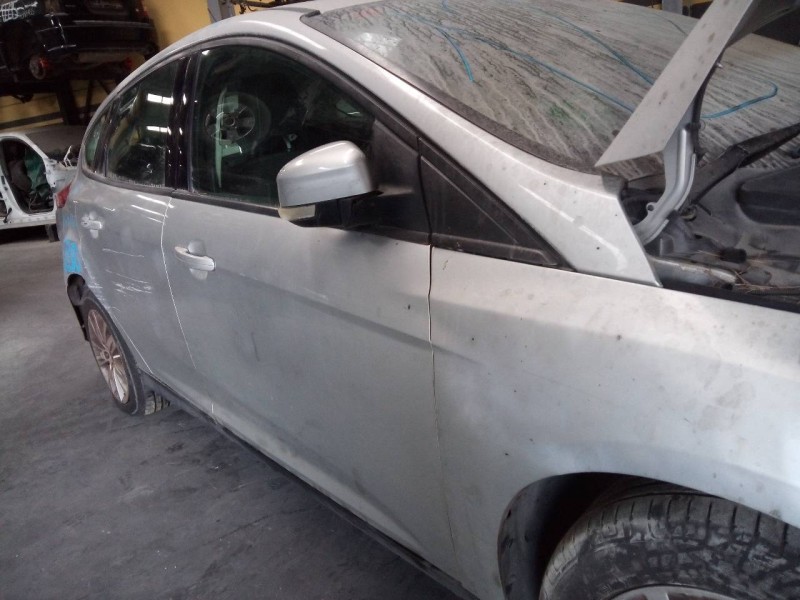 Recambio de puerta delantera derecha para ford focus lim. (cb8) trend referencia OEM IAM   