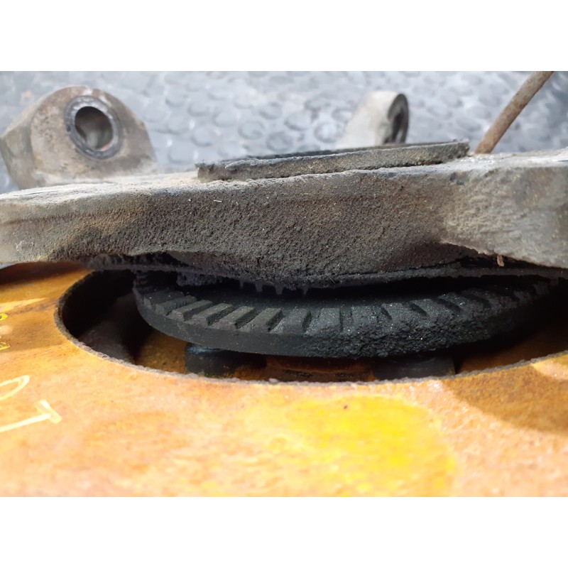 Recambio de mangueta delantera izquierda para ssangyong rexton rx 270 plus / 270 xdi plus referencia OEM IAM   P1-A4-14