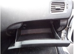 Recambio de guantera para kia cee´d drive referencia OEM IAM    2