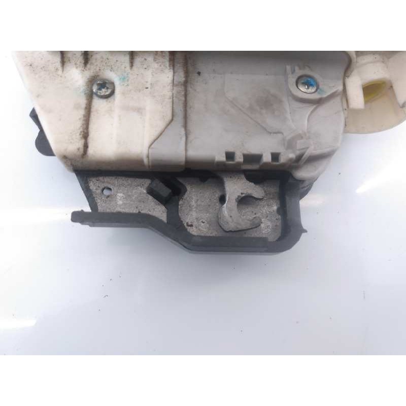 Recambio de cerradura puerta delantera izquierda para audi a4 berlina (8e) referencia OEM IAM   E1-B6-16-2