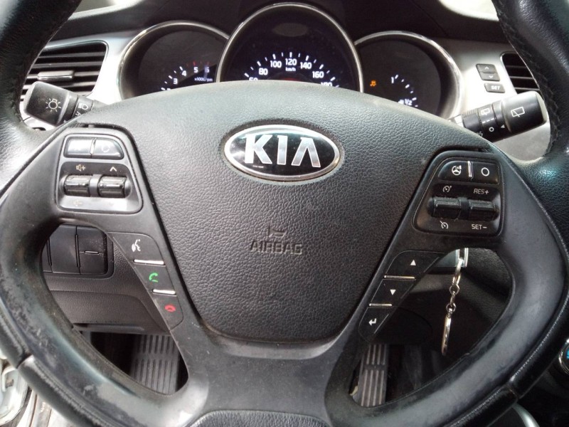 Recambio de kit airbag para kia cee´d drive referencia OEM IAM 95910A2320  