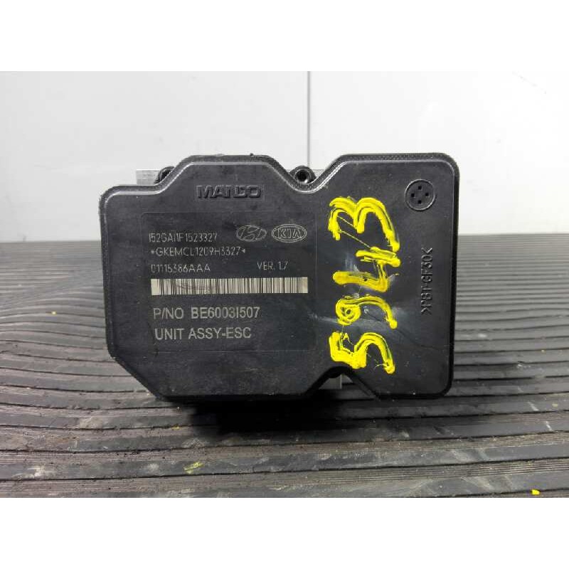 Recambio de abs para hyundai i40 style blue referencia OEM IAM 589203Z570 01115386AAA P3-A8-29-2