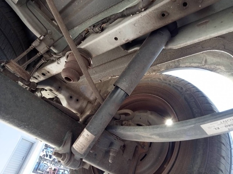 Recambio de amortiguador trasero izquierdo para ford transit custom kasten v363 referencia OEM IAM FK3118080FA  