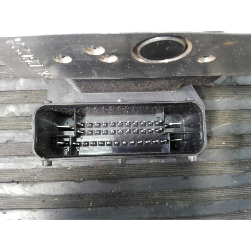 Recambio de abs para hyundai i40 style blue referencia OEM IAM 589203Z570 01115386AAA P3-A8-29-2