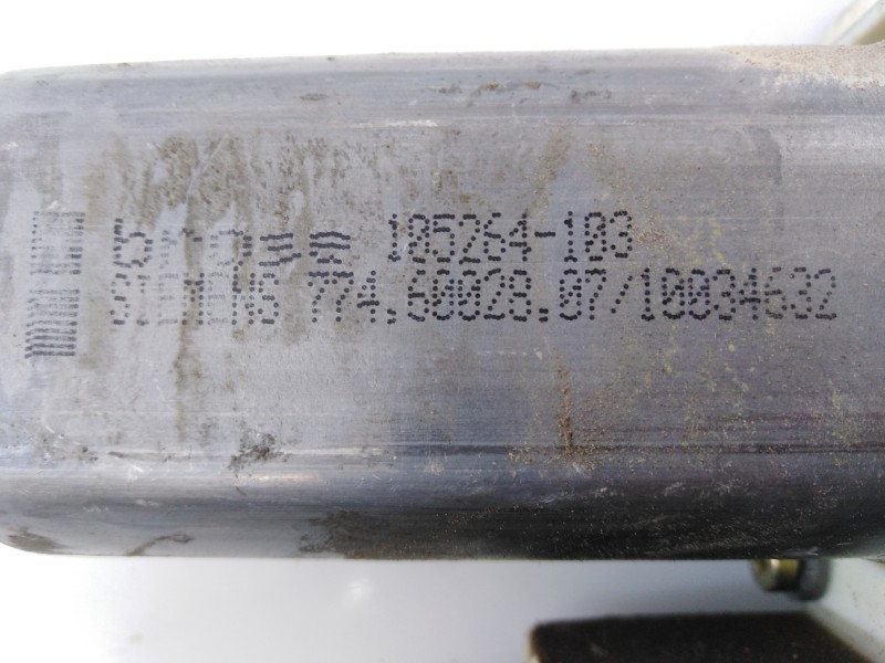 Recambio de elevalunas trasero izquierdo para citroën xsara picasso referencia OEM IAM 77460028  E1-A4-20-1